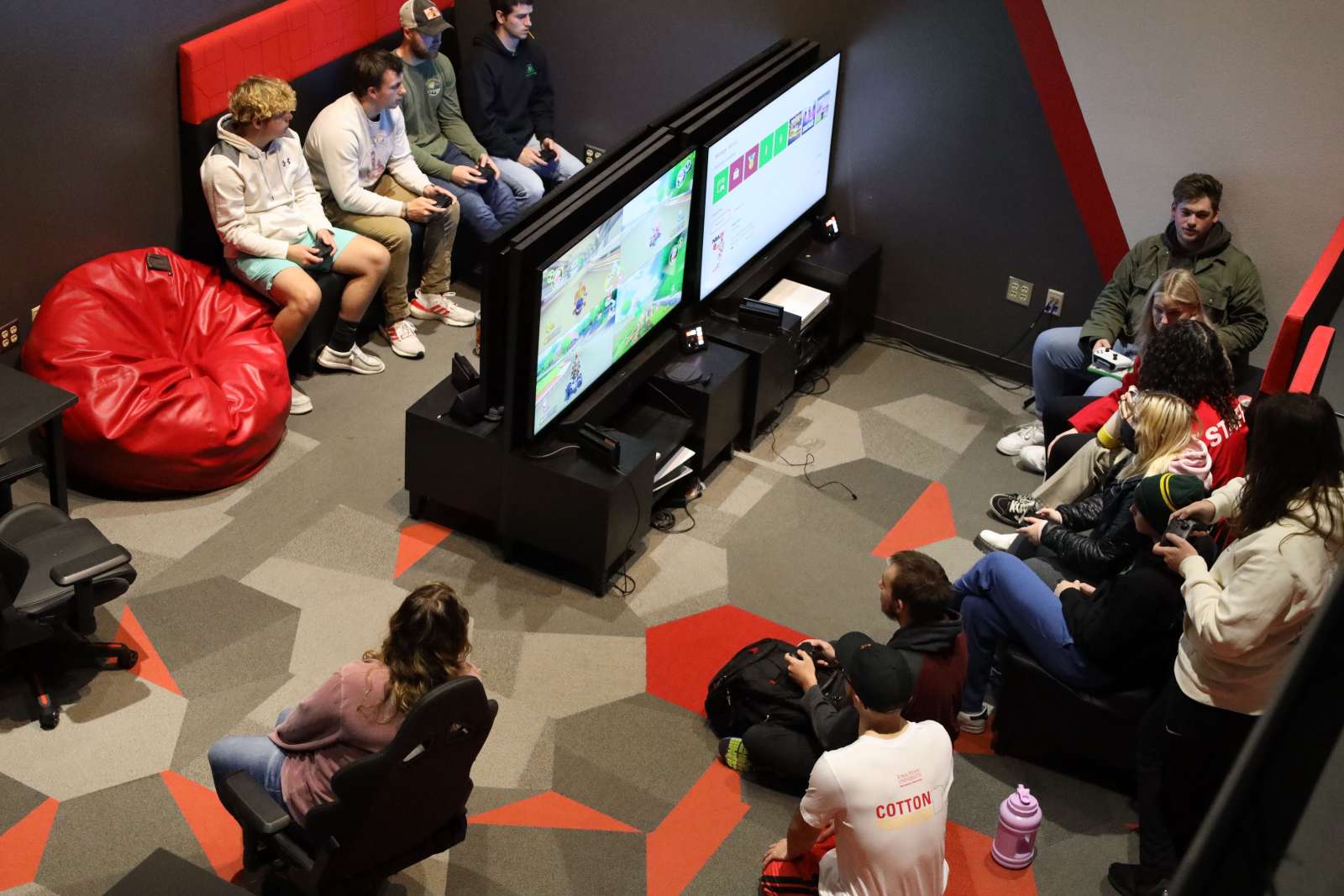 an overviewing photo of students playing at the esports room in beyer hall